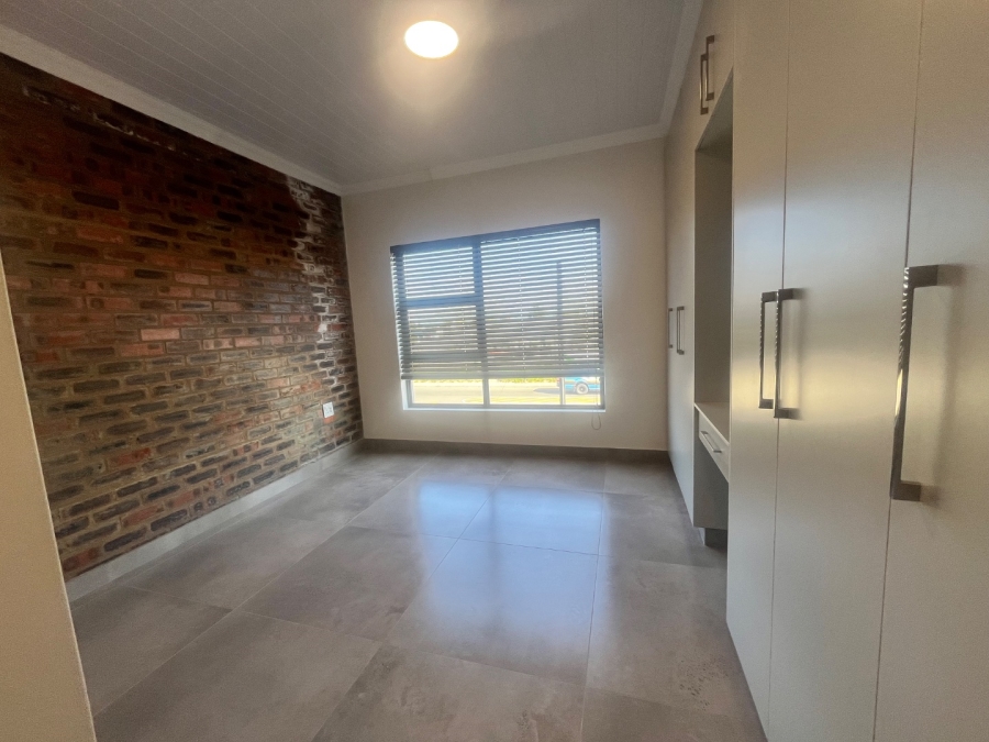 To Let 2 Bedroom Property for Rent in Dormehls Drift Western Cape